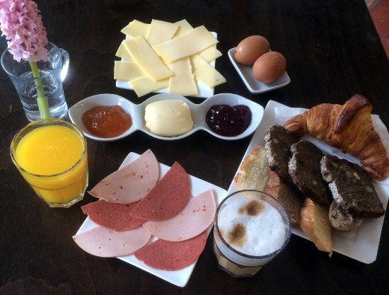 Croissanterie Eifeltoren